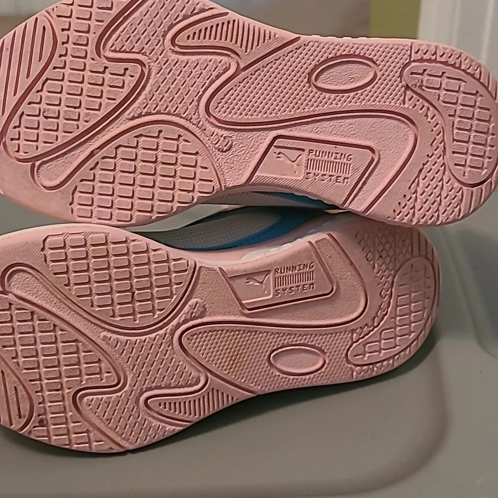 Pumas - Picture 5 of 5